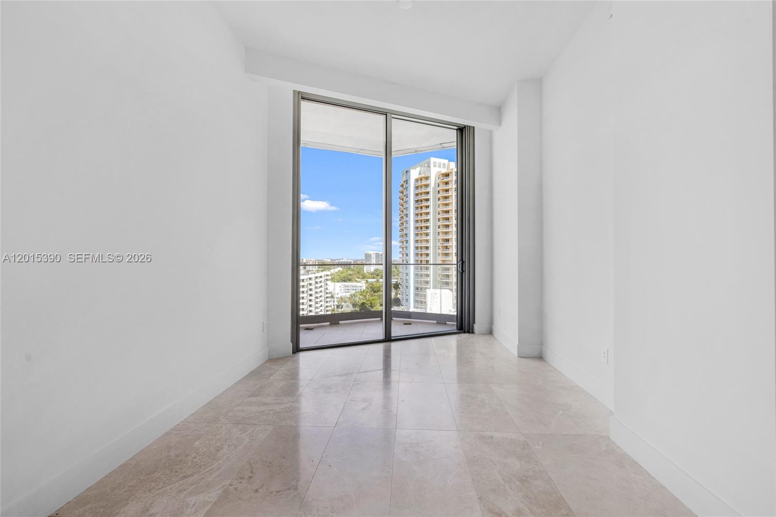 UNA RESIDENCES - Residential