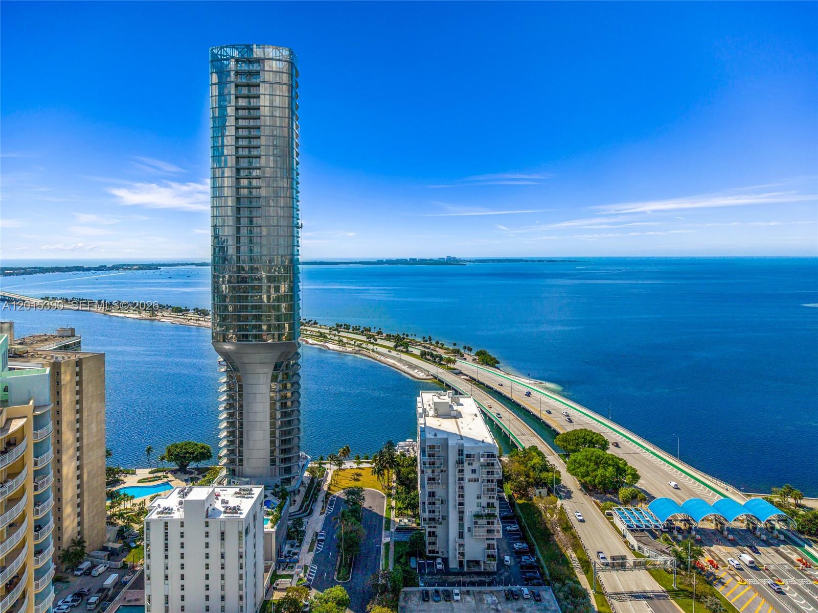 UNA RESIDENCES - Residential