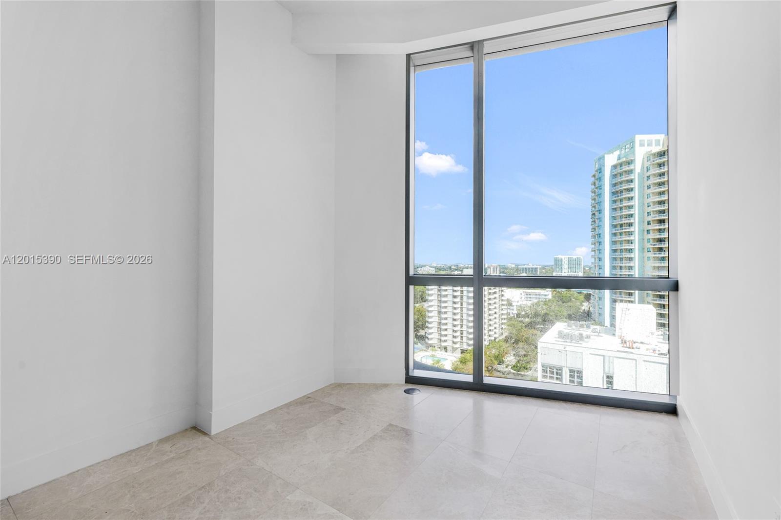 UNA RESIDENCES - Residential