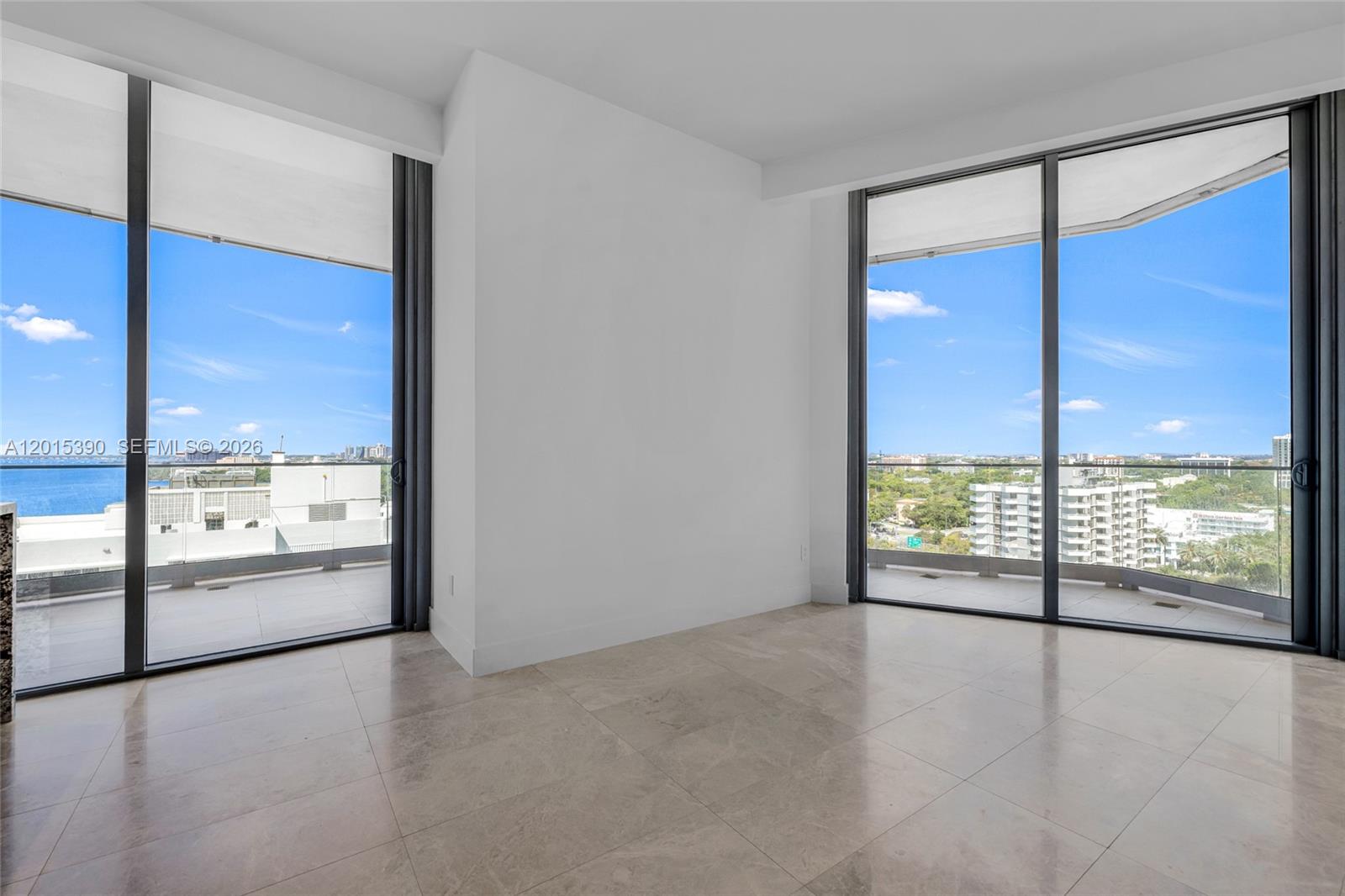 UNA RESIDENCES - Residential