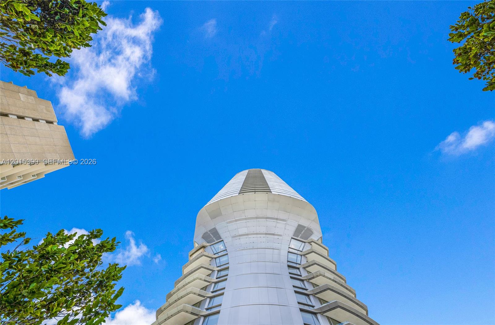 UNA RESIDENCES - Residential