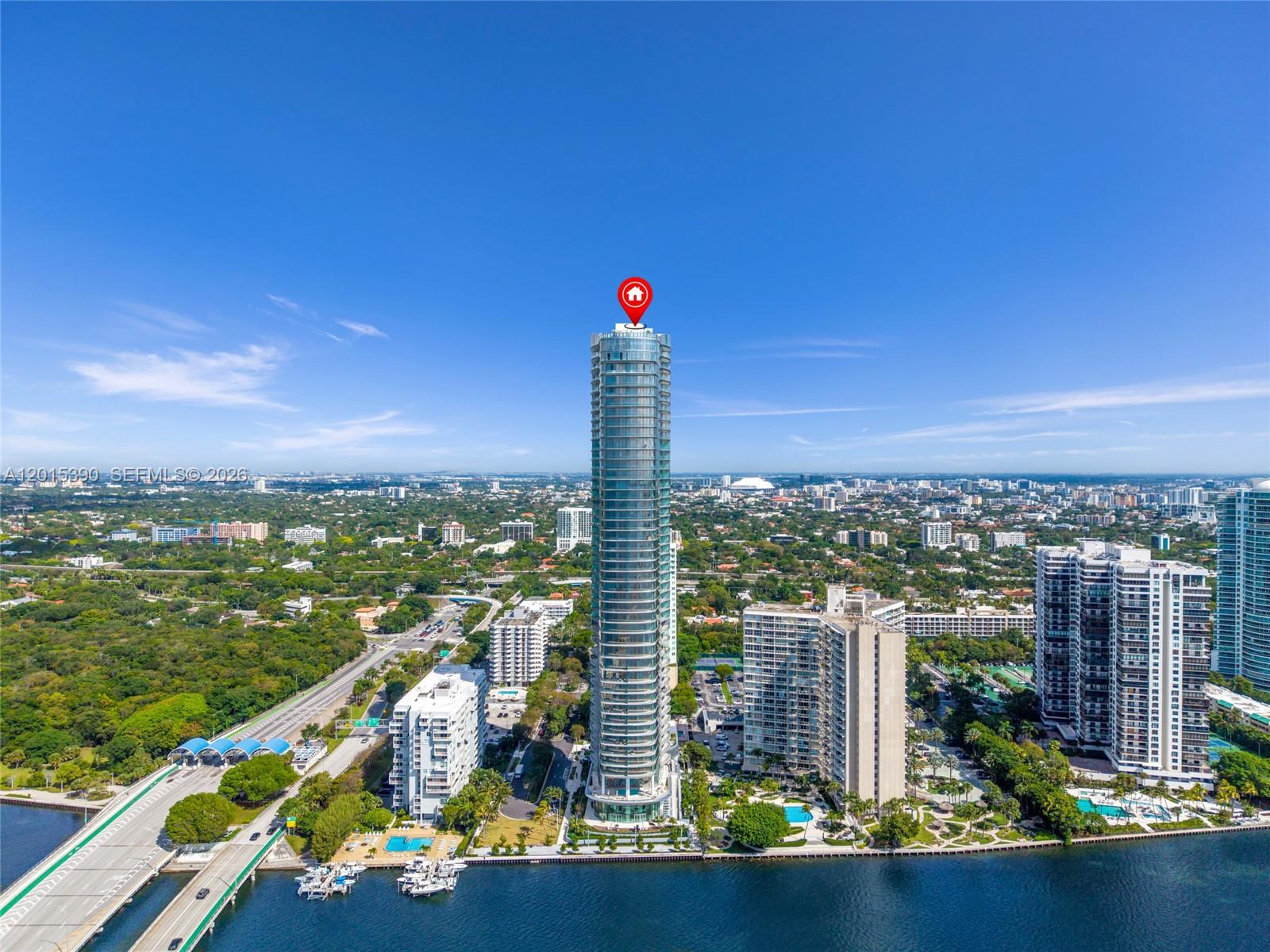 UNA RESIDENCES - Residential