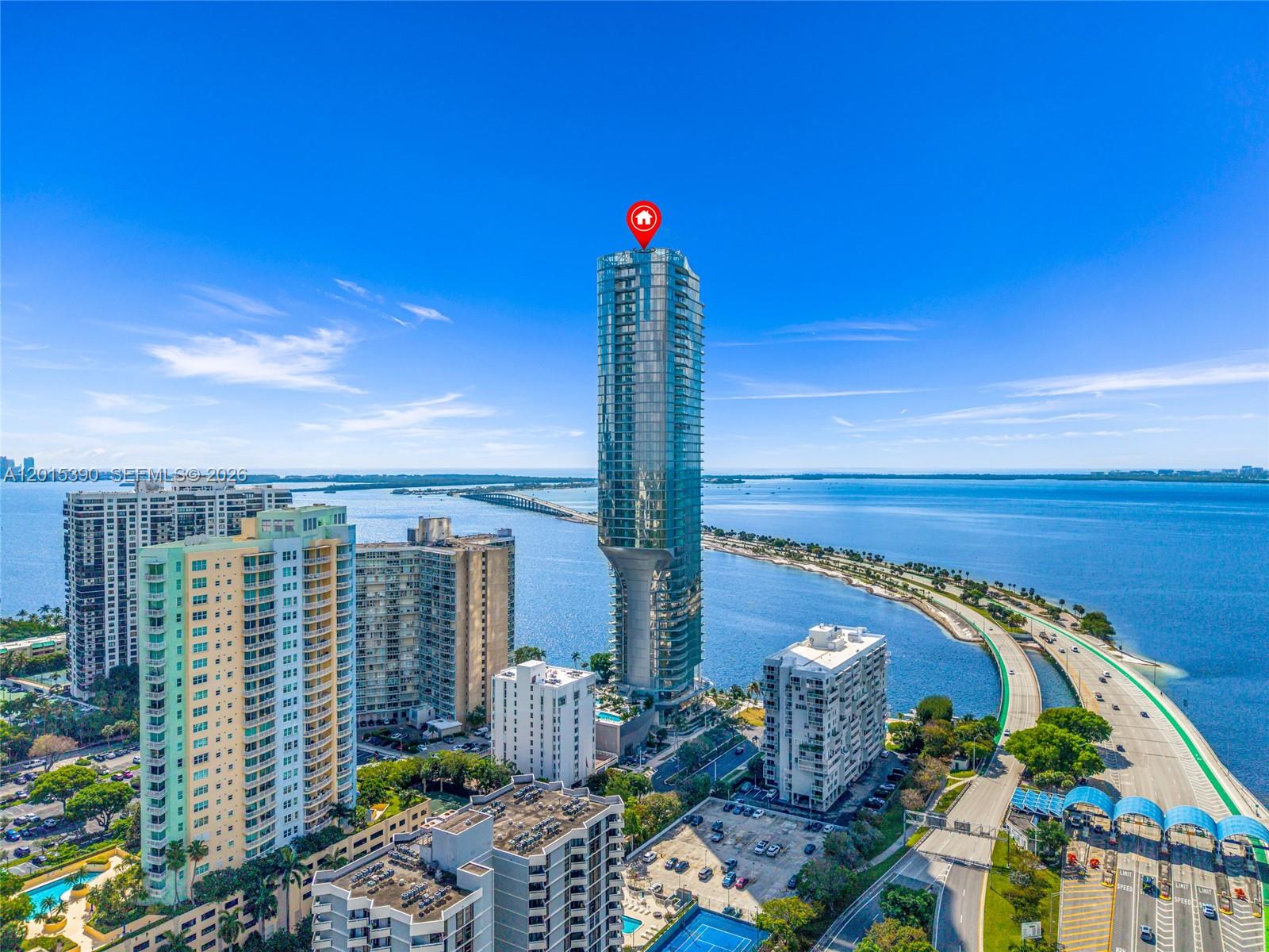 UNA RESIDENCES - Residential