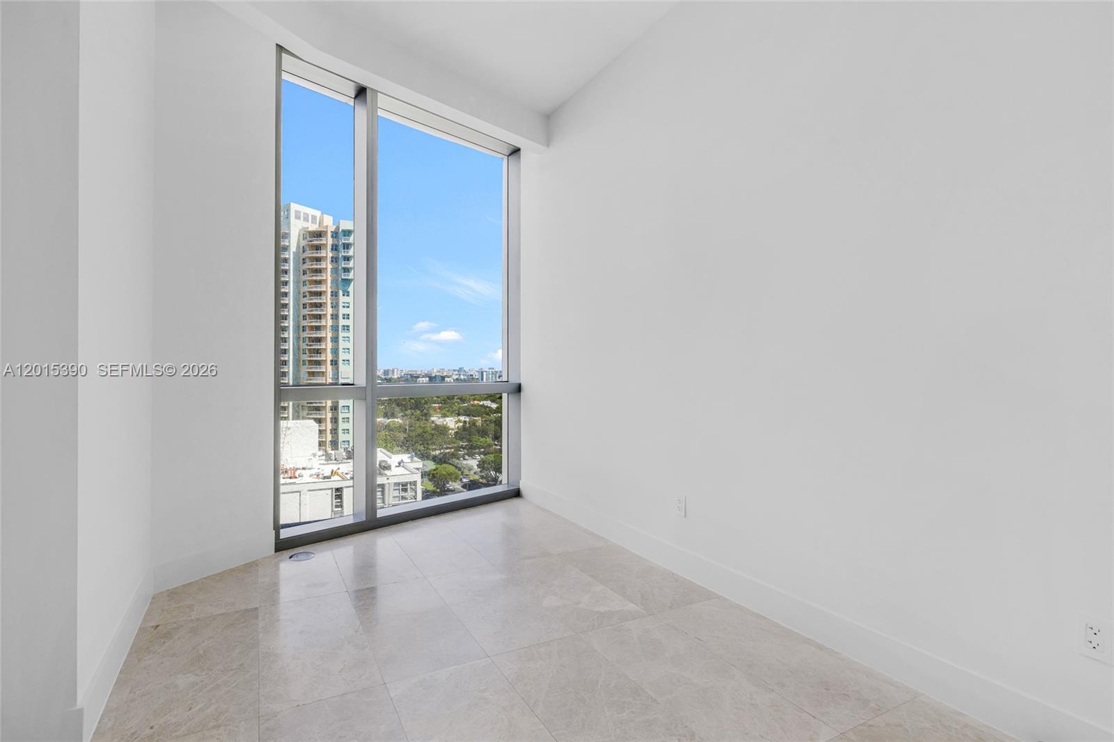 UNA RESIDENCES - Residential