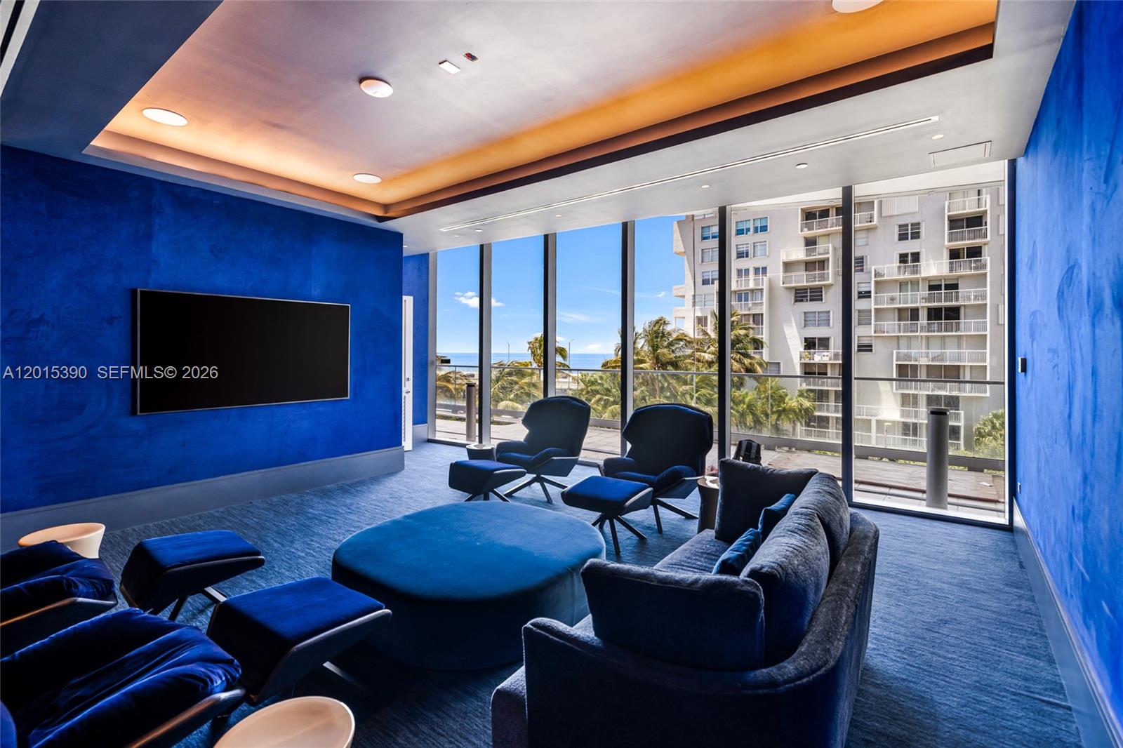 UNA RESIDENCES - Residential