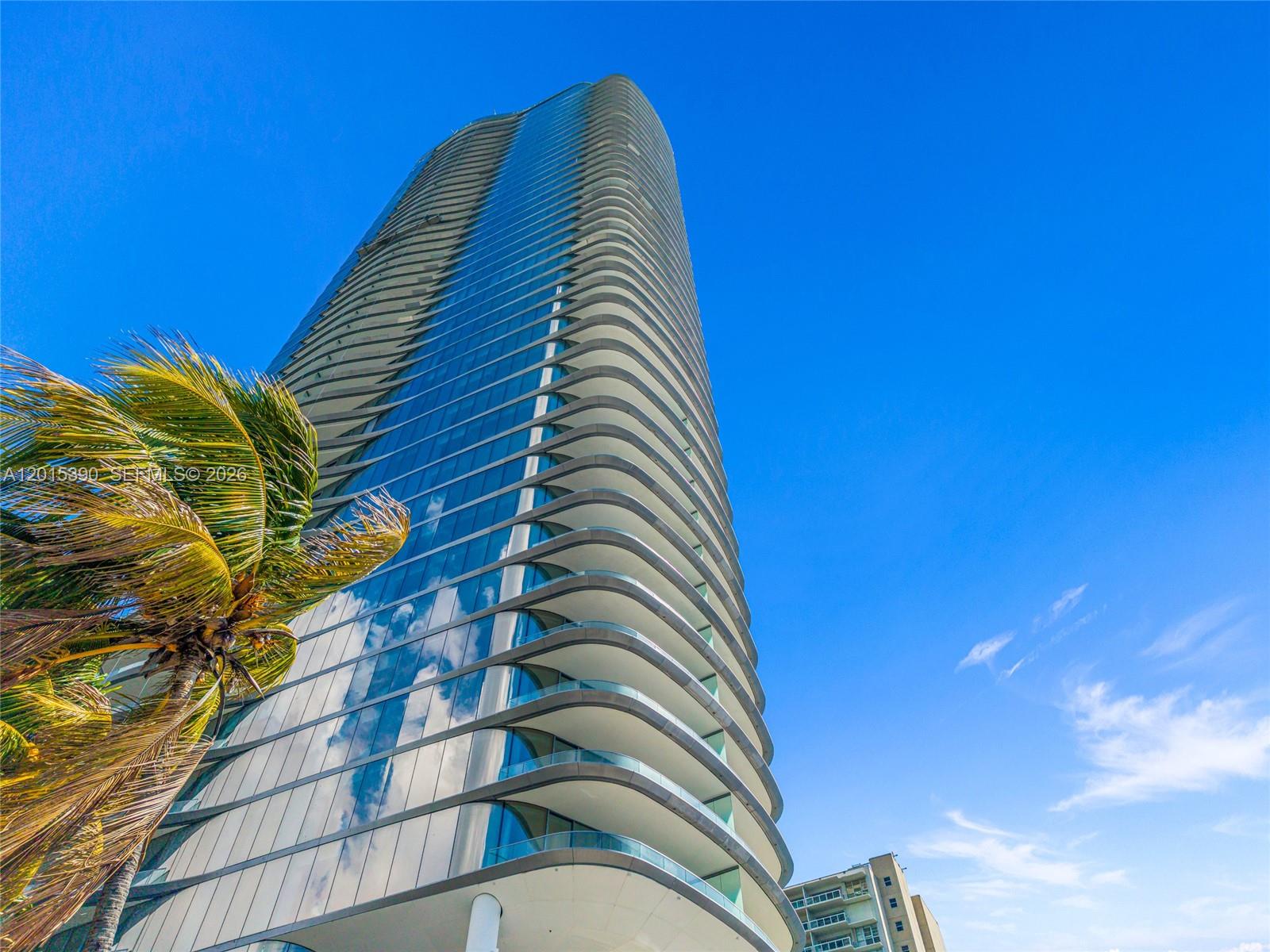 UNA RESIDENCES - Residential