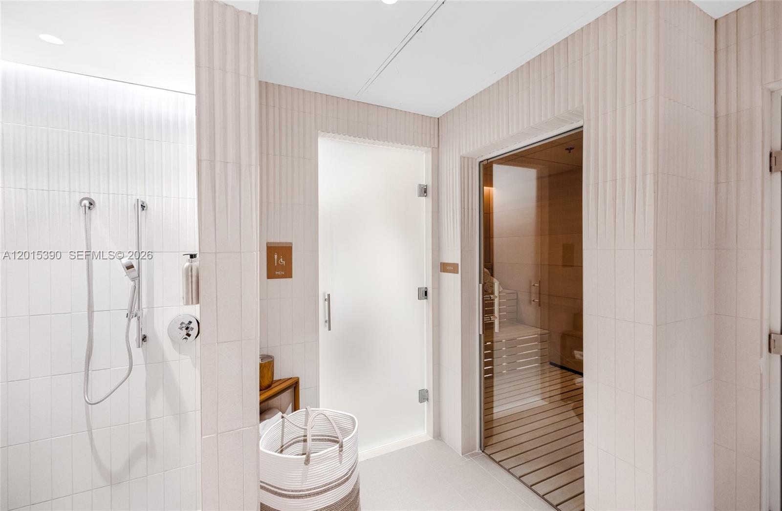 UNA RESIDENCES - Residential