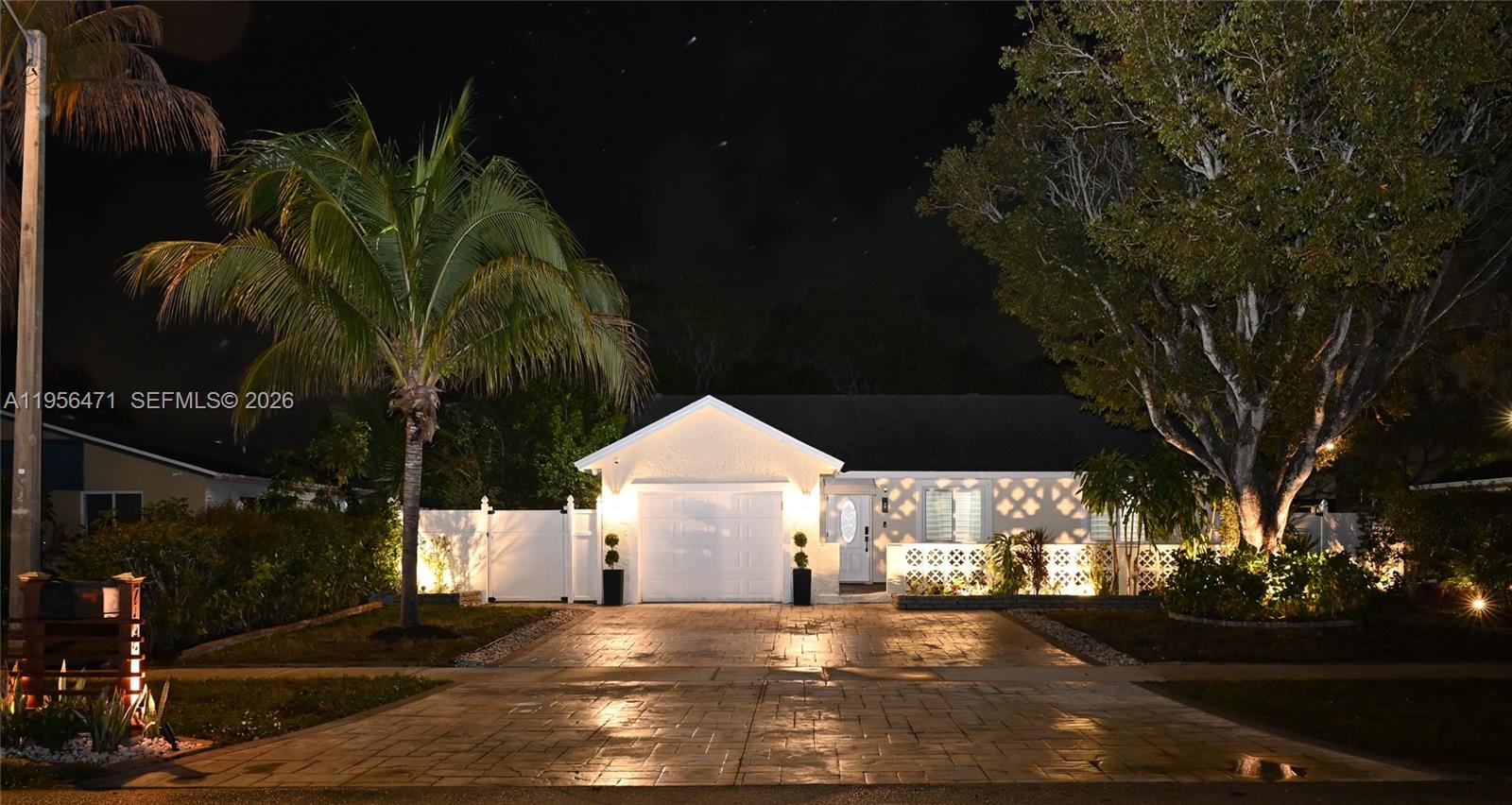 LAUDERDALE NORTH PARK SEC - Residential