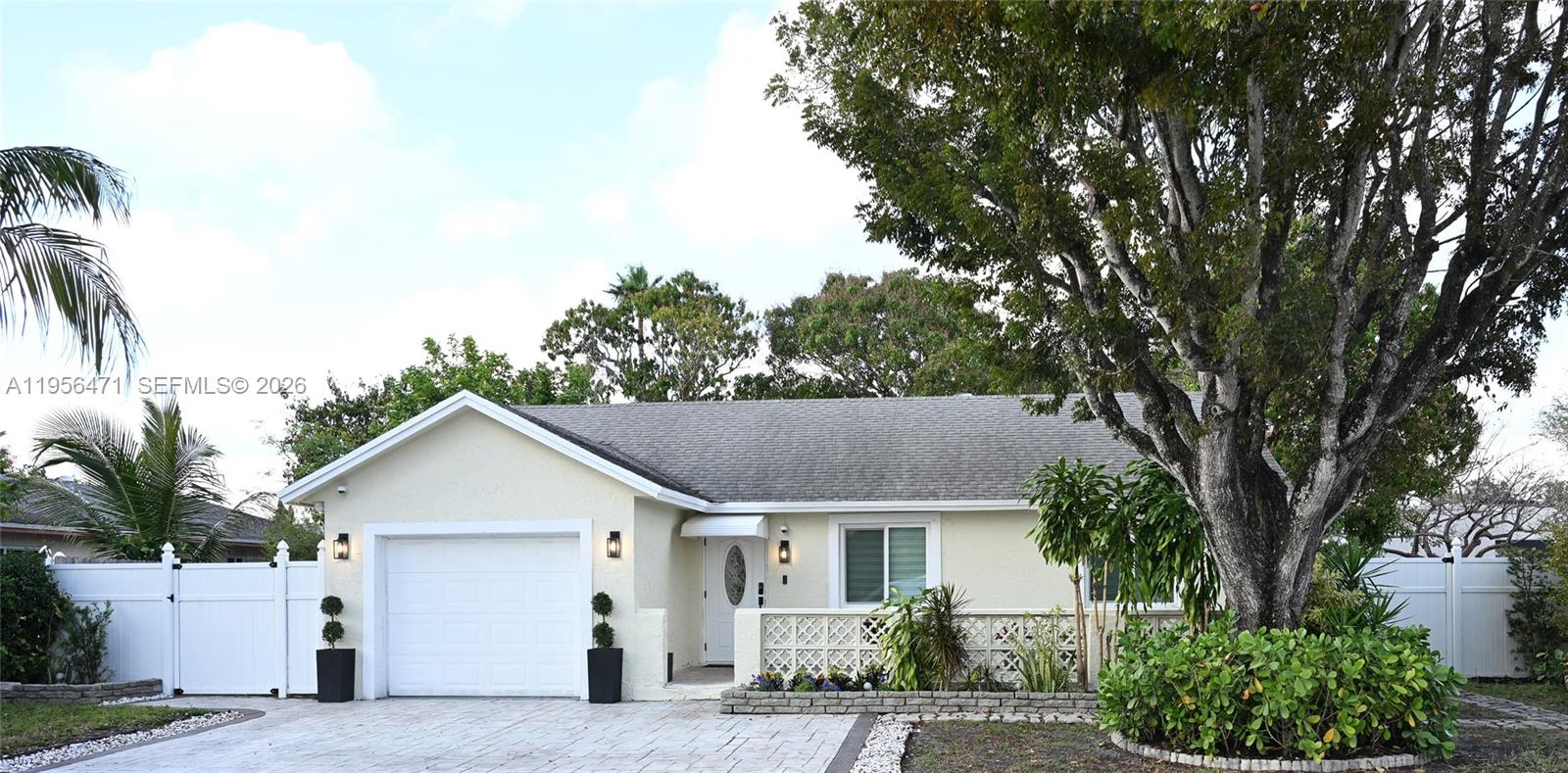 LAUDERDALE NORTH PARK SEC - Residential