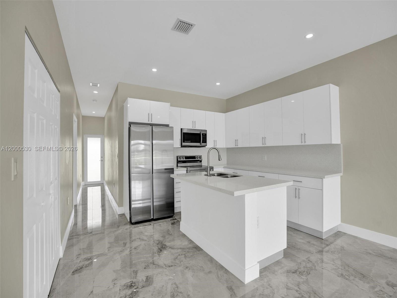 NARANJA PARK 2ND ADDN - Residential Lease