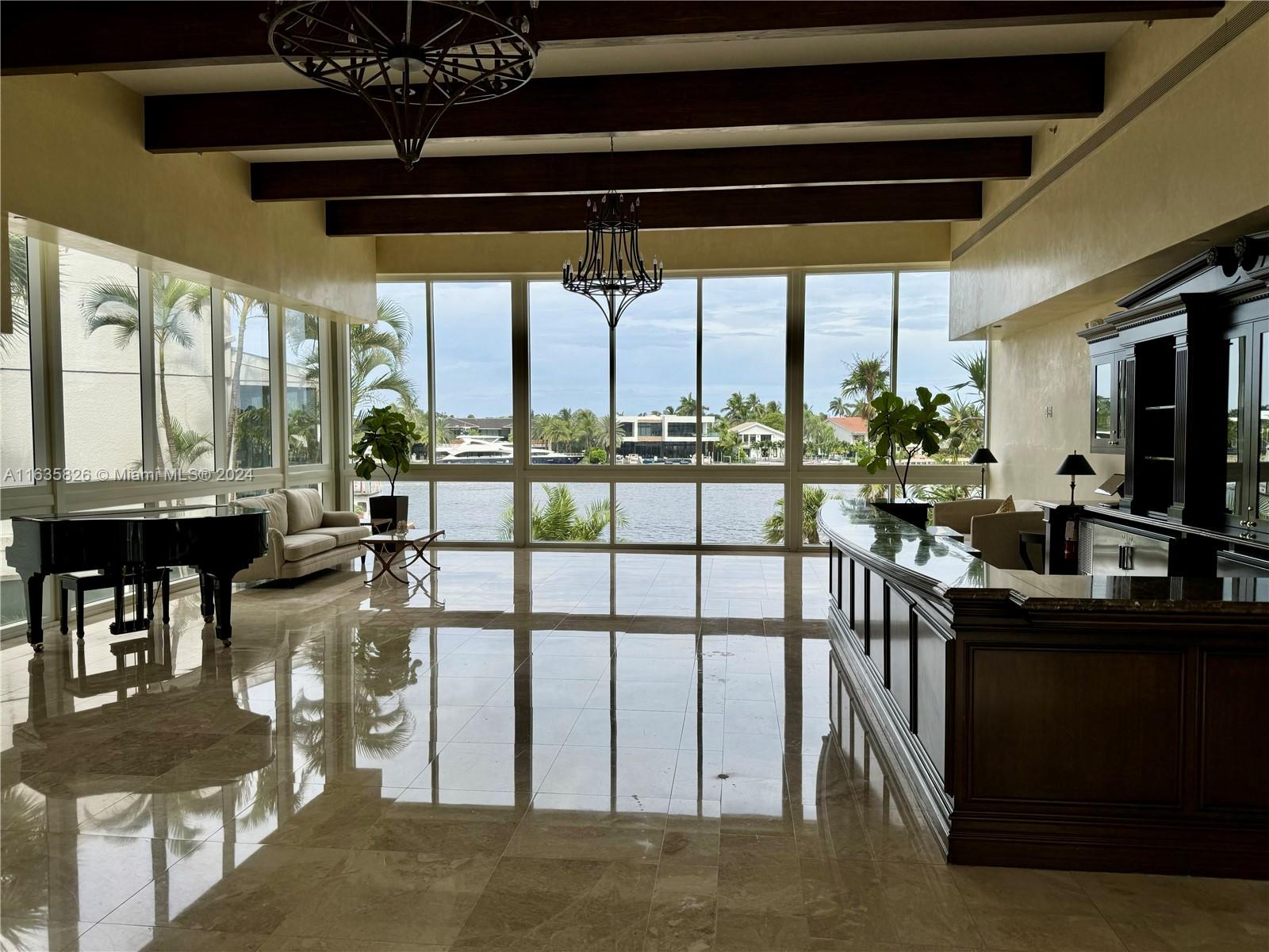 HAMPTONS WEST CONDO - Residential