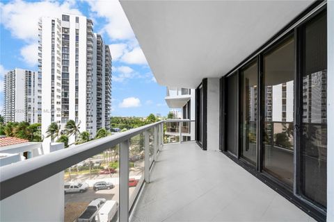 A home in Aventura