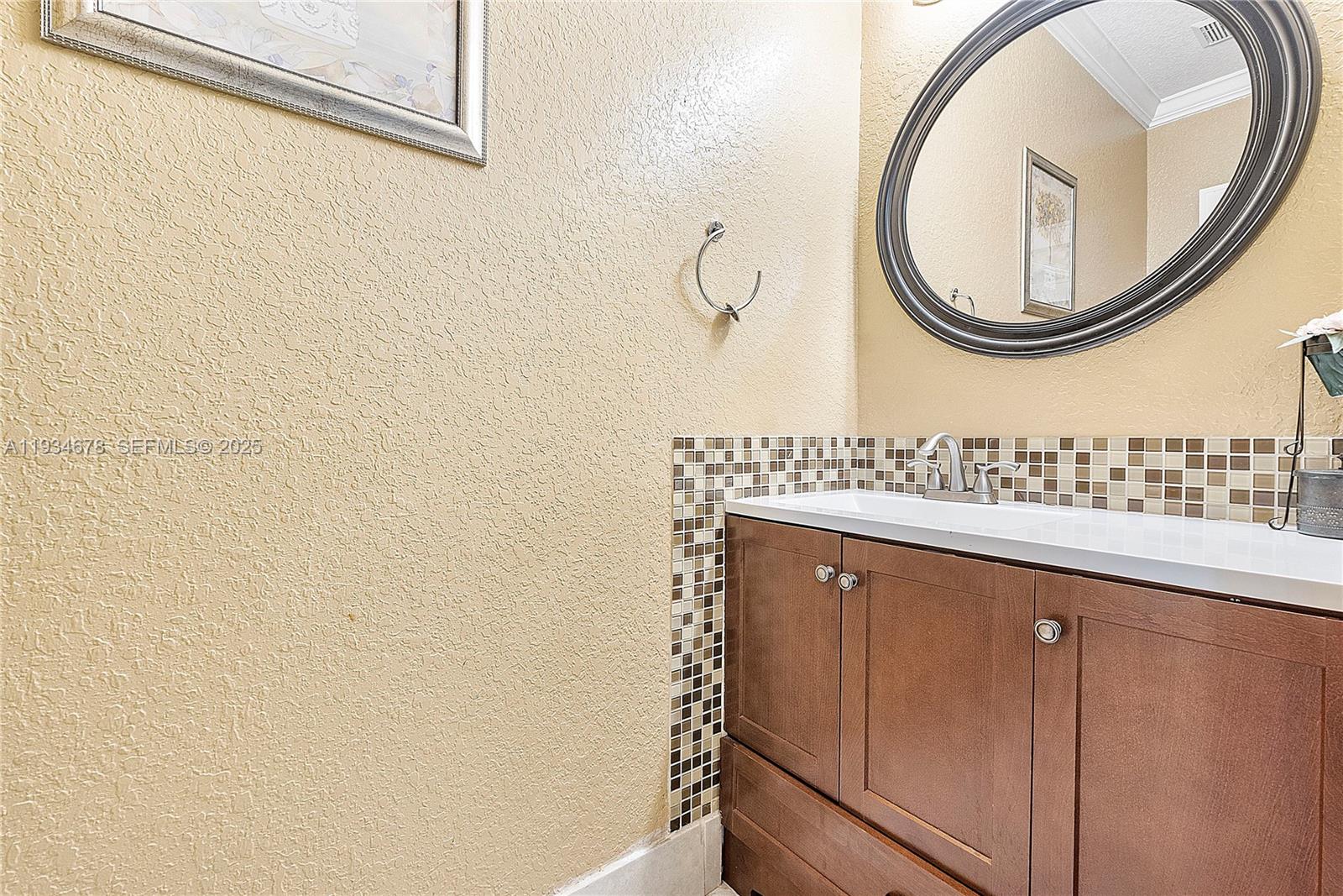 TAMARAC ISLAND CONDOMINIU - Residential