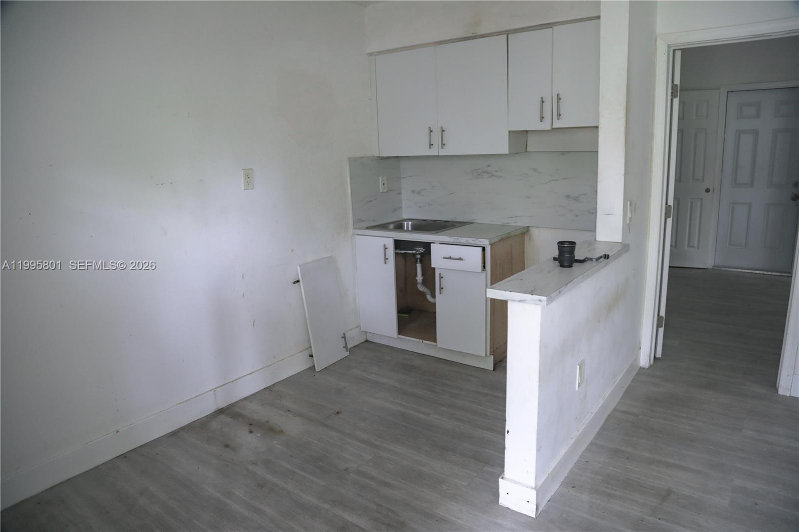 CHEFNEUX SUB - Residential Income