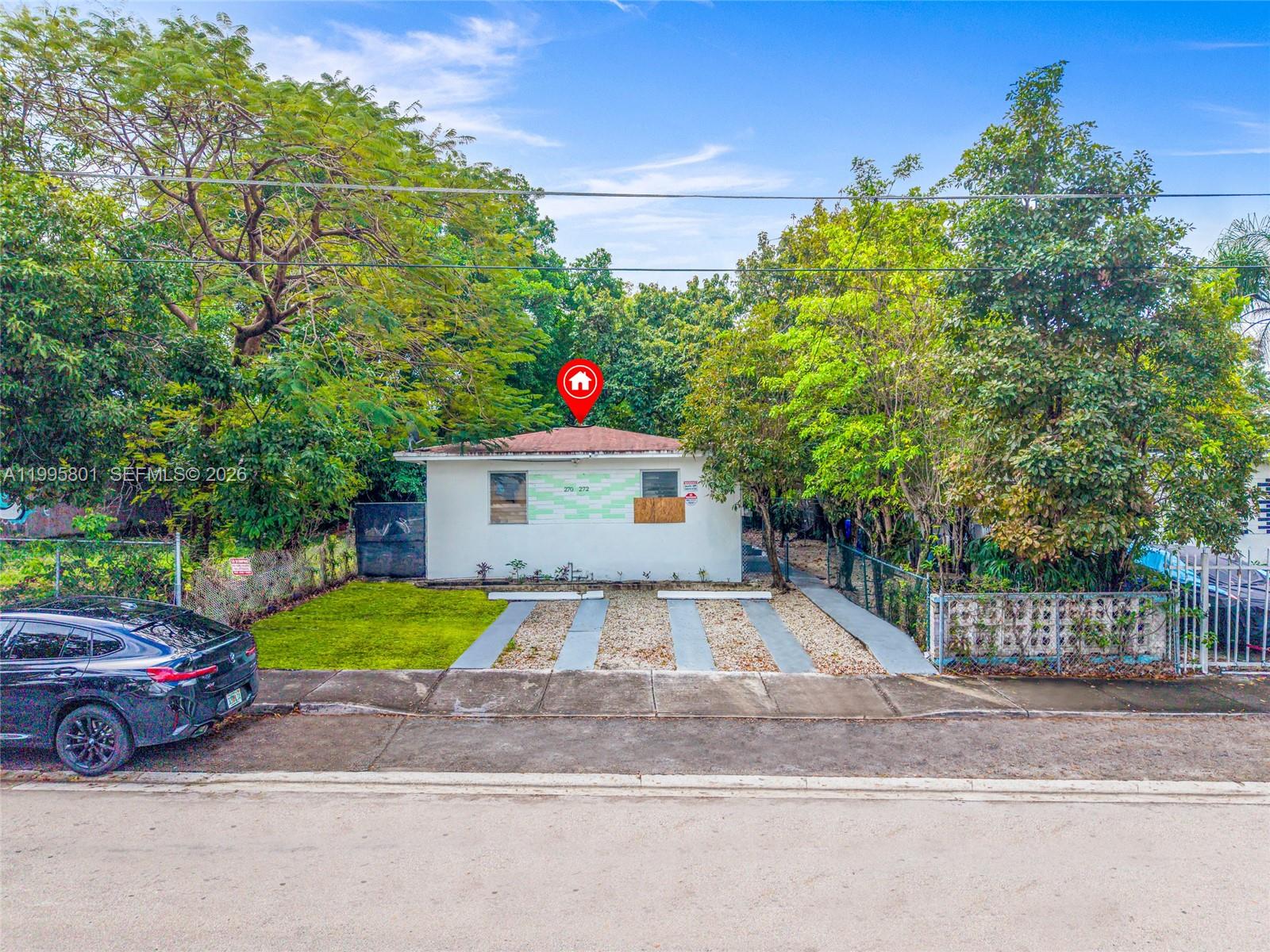270 NW 35th St