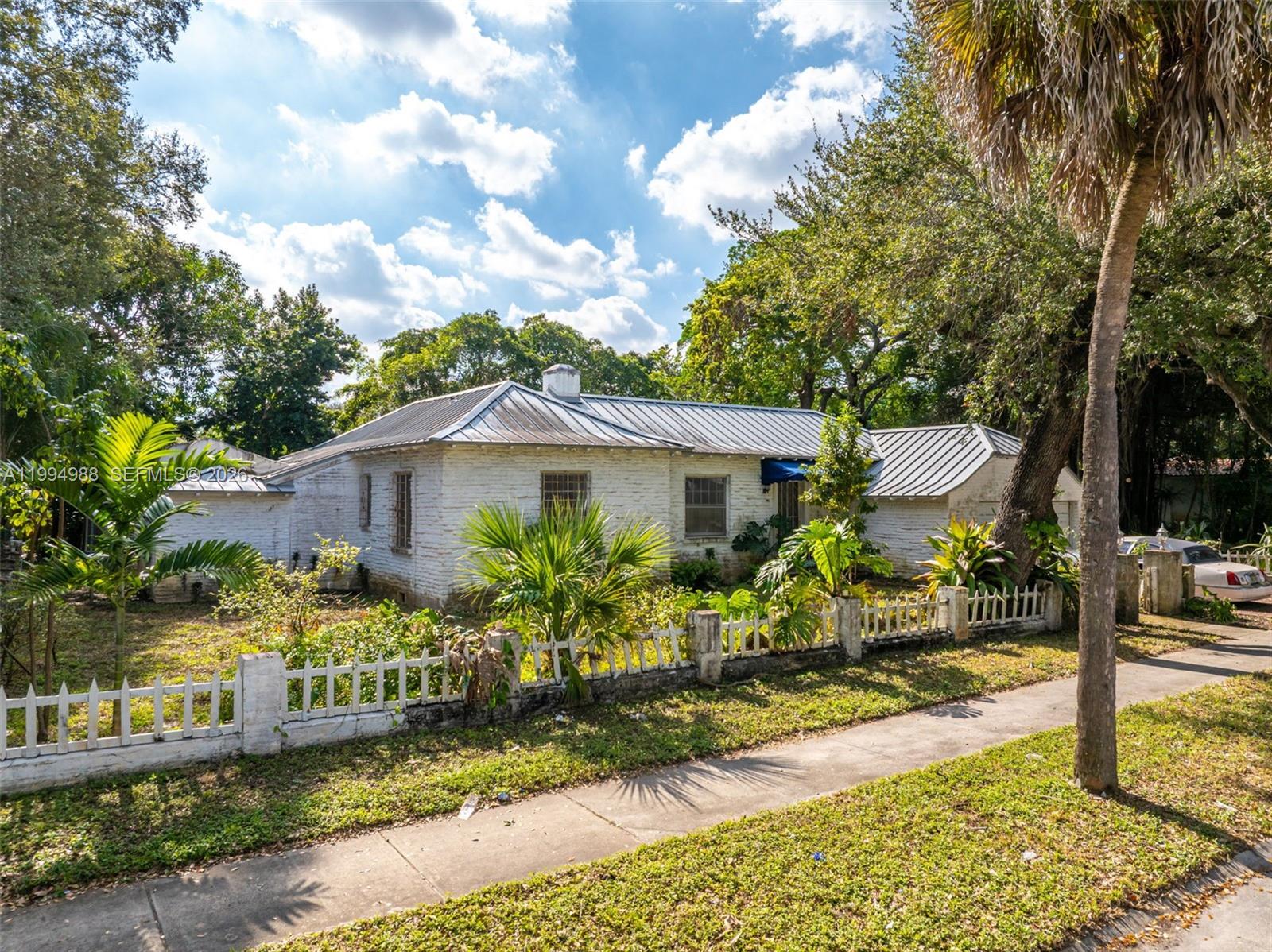 MIAMI SHORES SEC 1 AMD - Residential