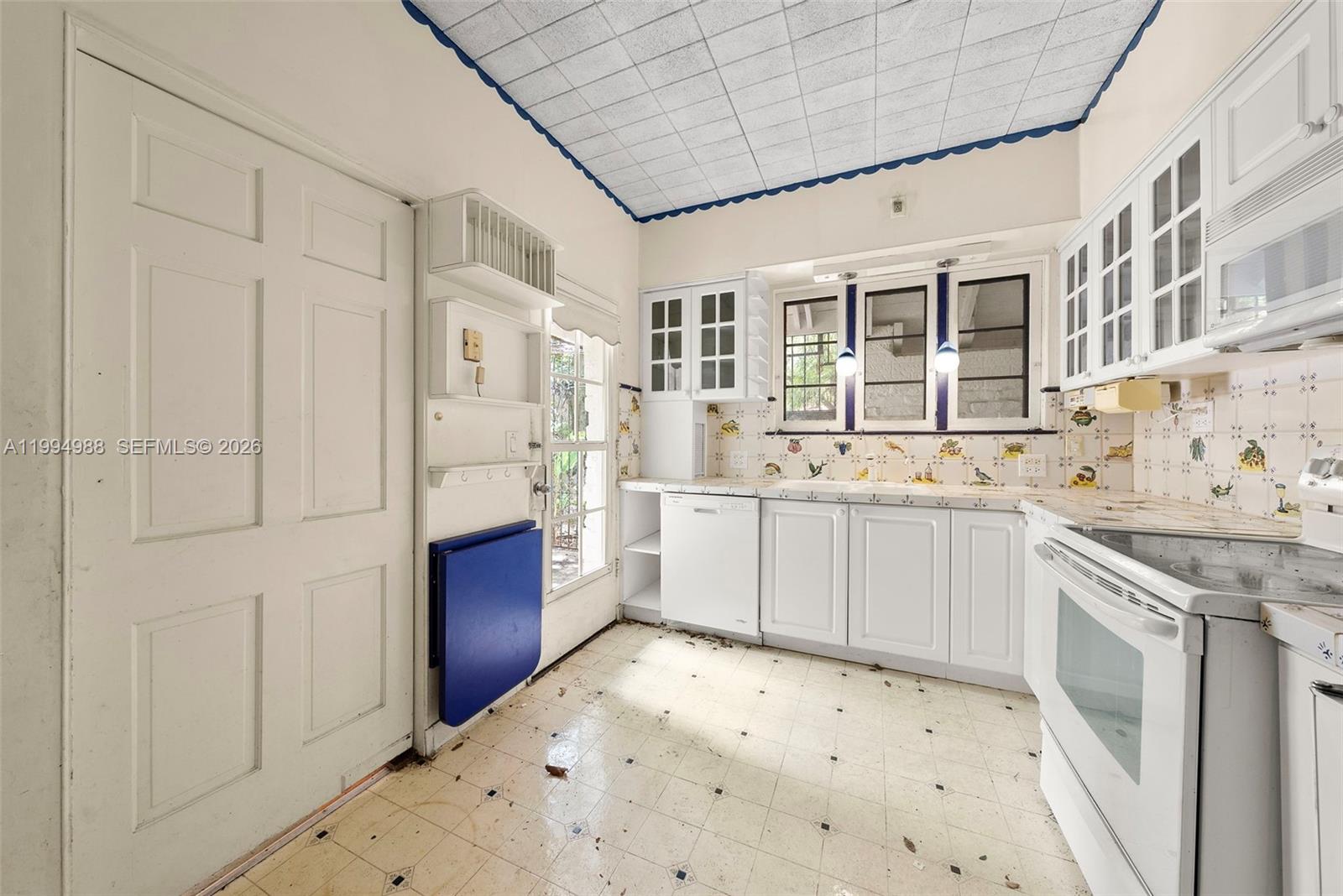 MIAMI SHORES SEC 1 AMD - Residential