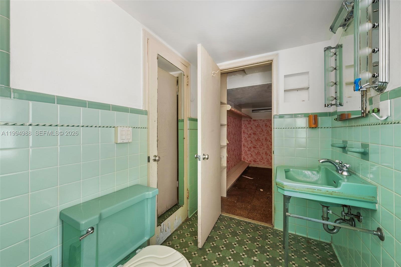 MIAMI SHORES SEC 1 AMD - Residential