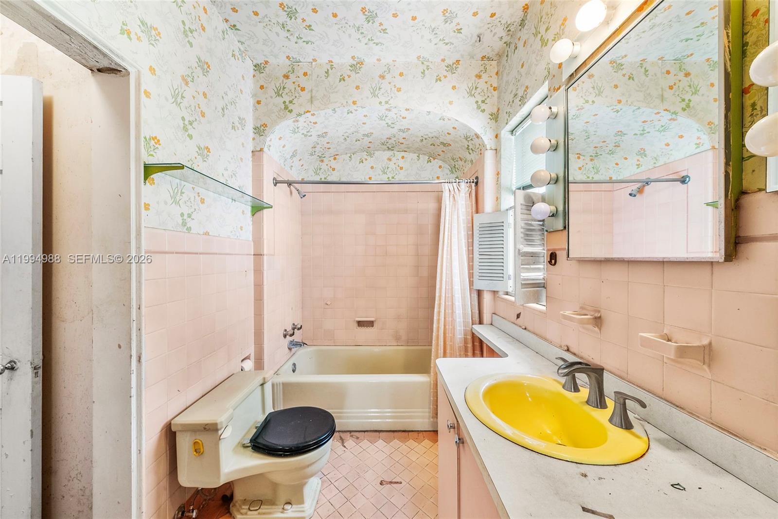 MIAMI SHORES SEC 1 AMD - Residential