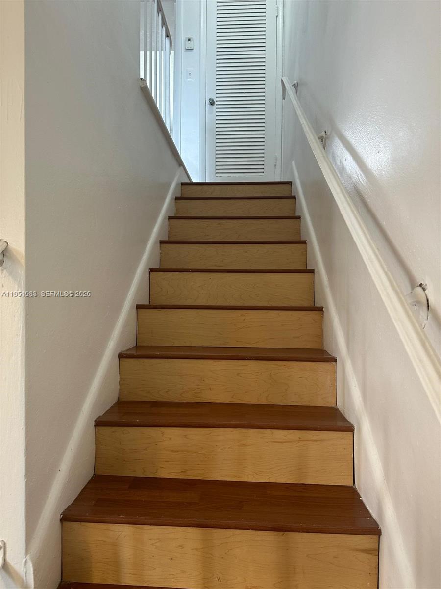 VILLAGE AT DADELAND CONDO - Residential