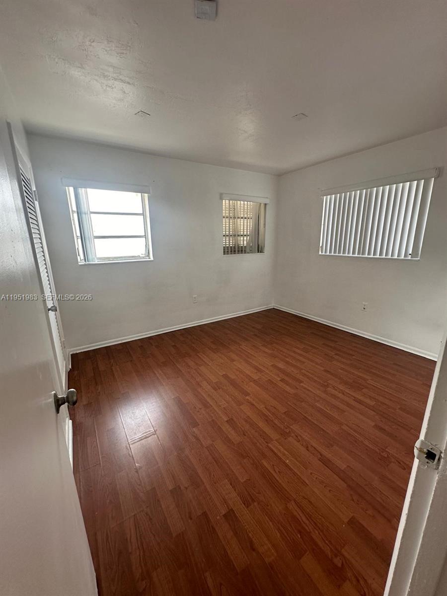 VILLAGE AT DADELAND CONDO - Residential