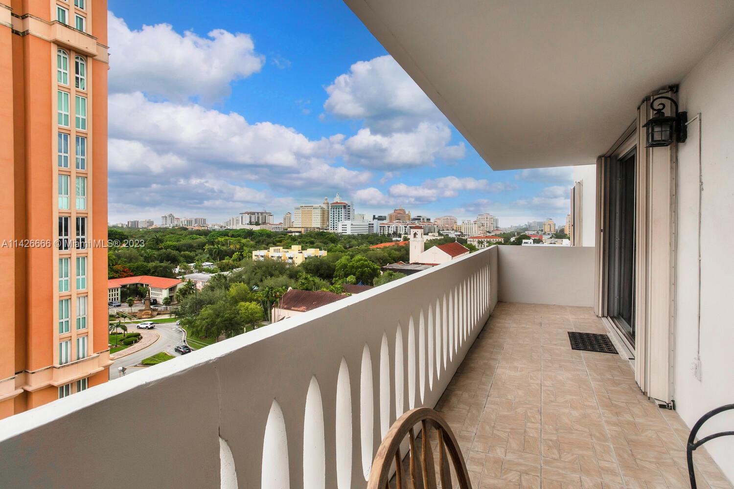 Coral Gables, Florida 33134, United States, 2 Bedrooms Bedrooms, ,2 BathroomsBathrooms,Residential,Active,71561
