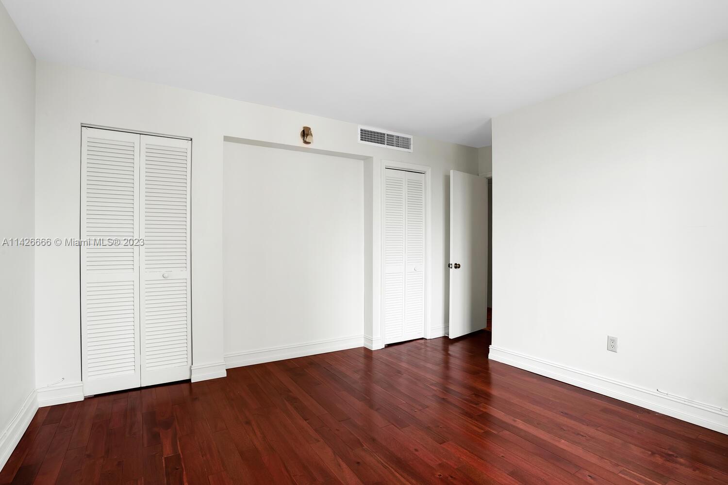 Coral Gables, Florida 33134, United States, 2 Bedrooms Bedrooms, ,2 BathroomsBathrooms,Residential,Active,71561