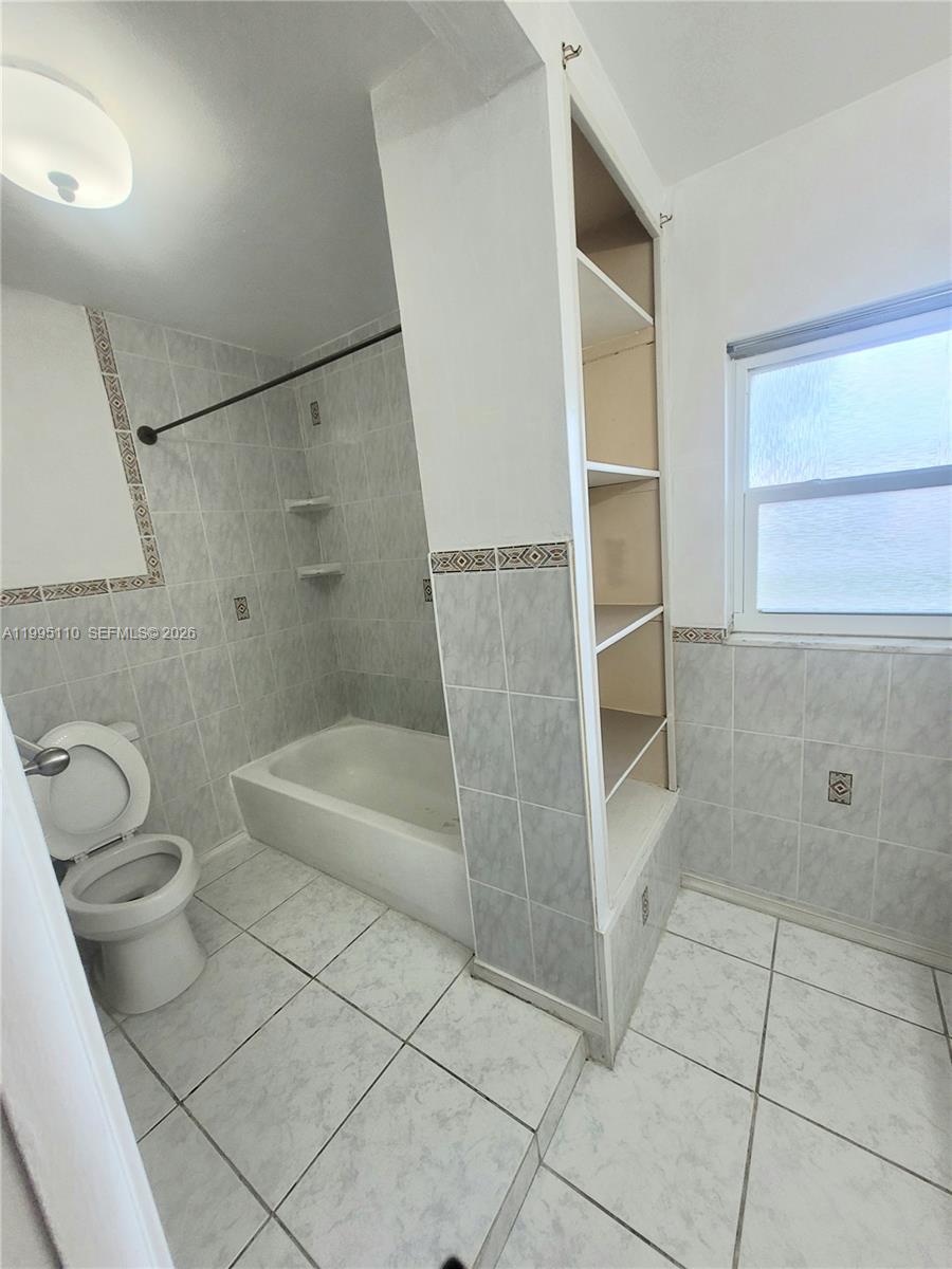 HOLIDAY CITY AT BOCA RATO - Residential Lease