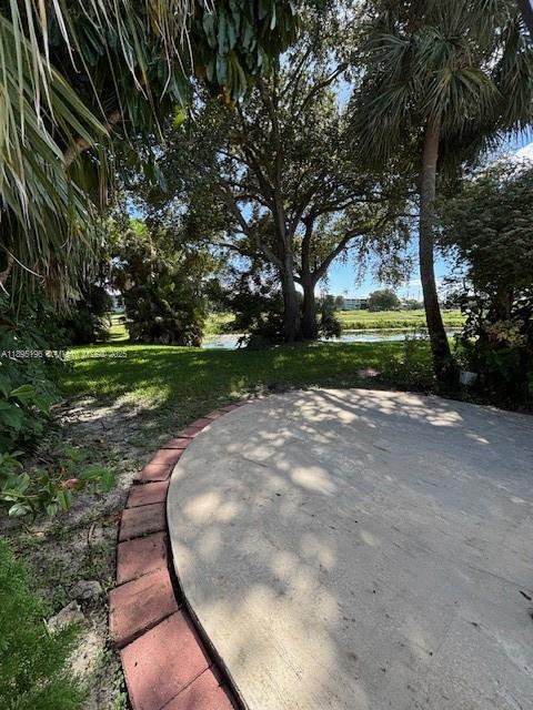 COUNTRY CLUB OF MIAMI - F - Residential Lease