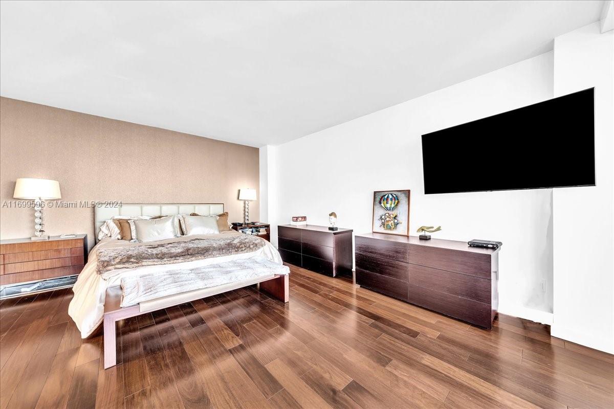 7000 ISL BLVD WILLIAMS IS - Residential