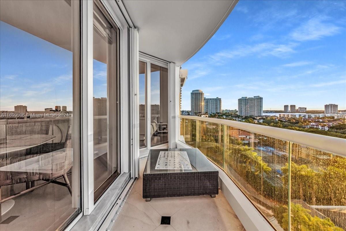 7000 ISL BLVD WILLIAMS IS - Residential