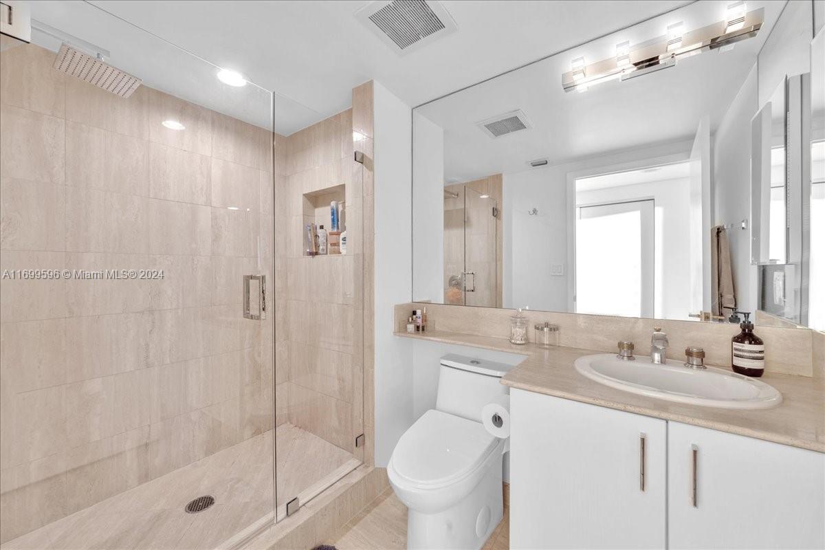 7000 ISL BLVD WILLIAMS IS - Residential