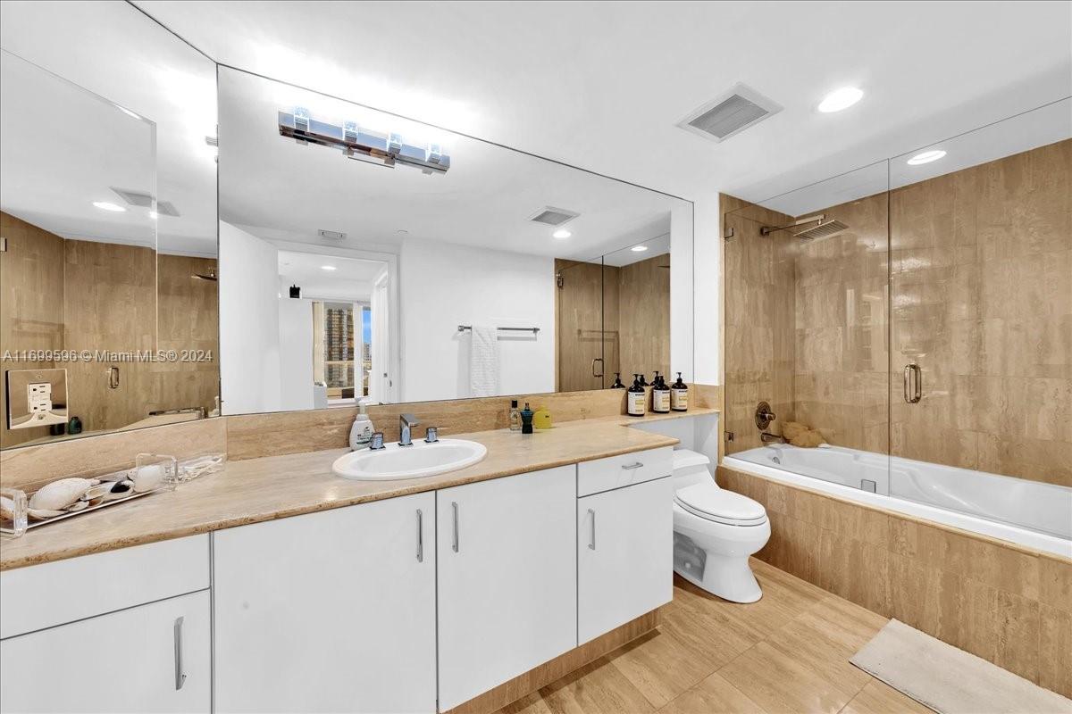 7000 ISL BLVD WILLIAMS IS - Residential