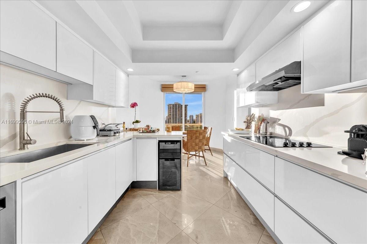 7000 ISL BLVD WILLIAMS IS - Residential