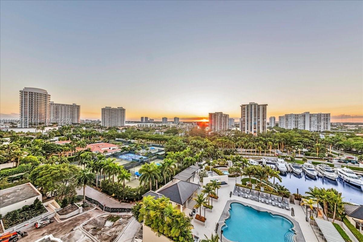 7000 ISL BLVD WILLIAMS IS - Residential