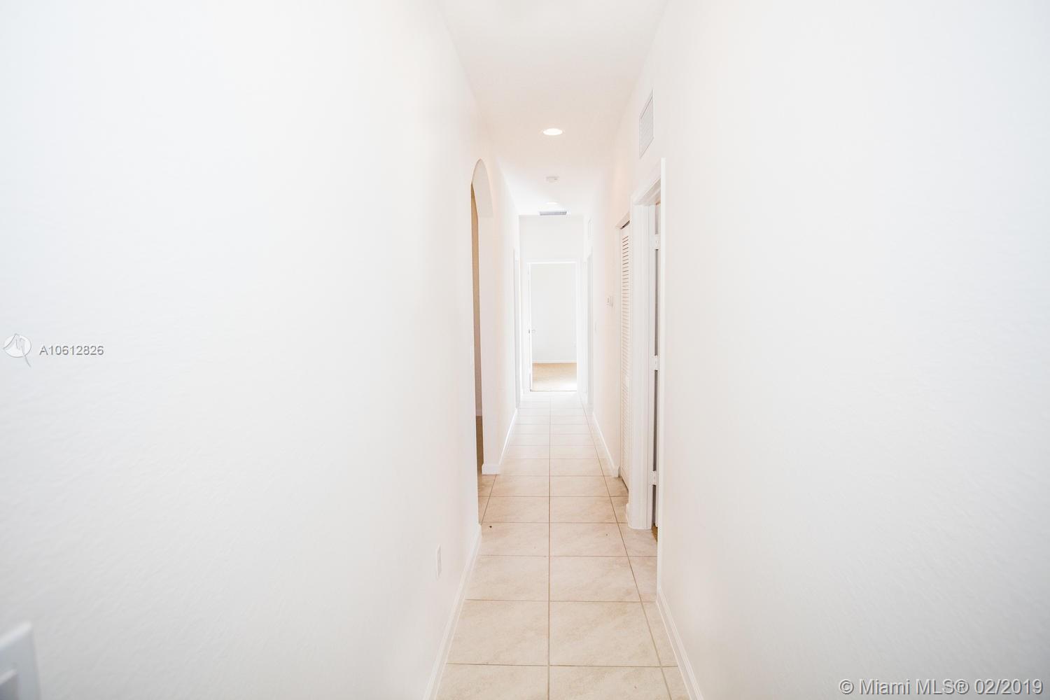 BAY GARDENS - Residential