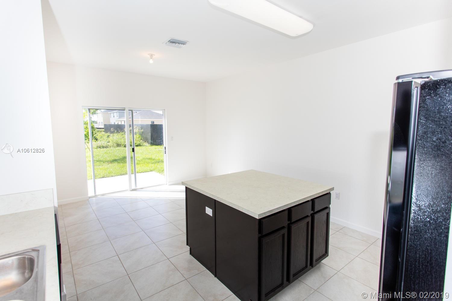 BAY GARDENS - Residential
