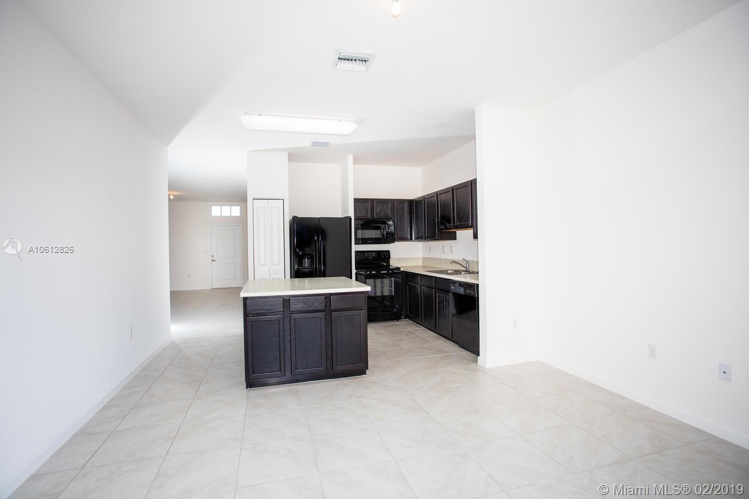 BAY GARDENS - Residential