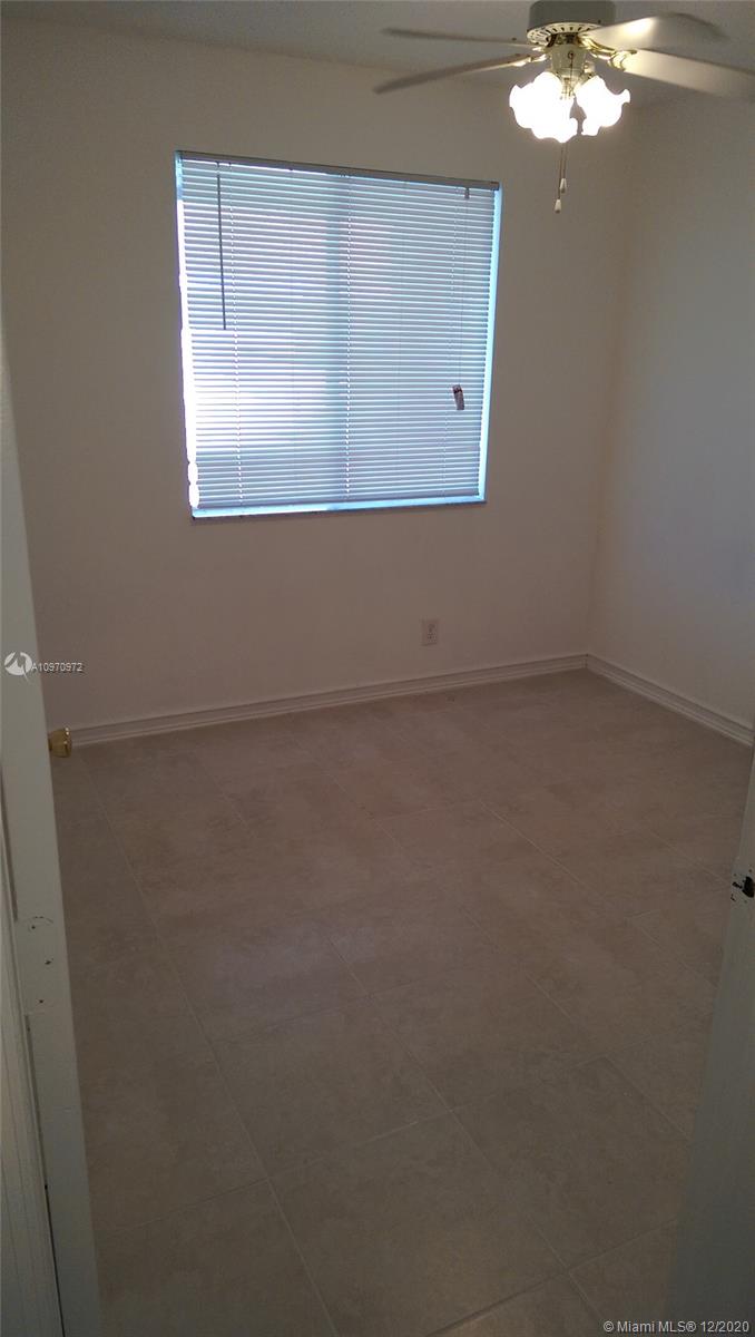 SIERRA RIDGE CONDO J-53 - Residential