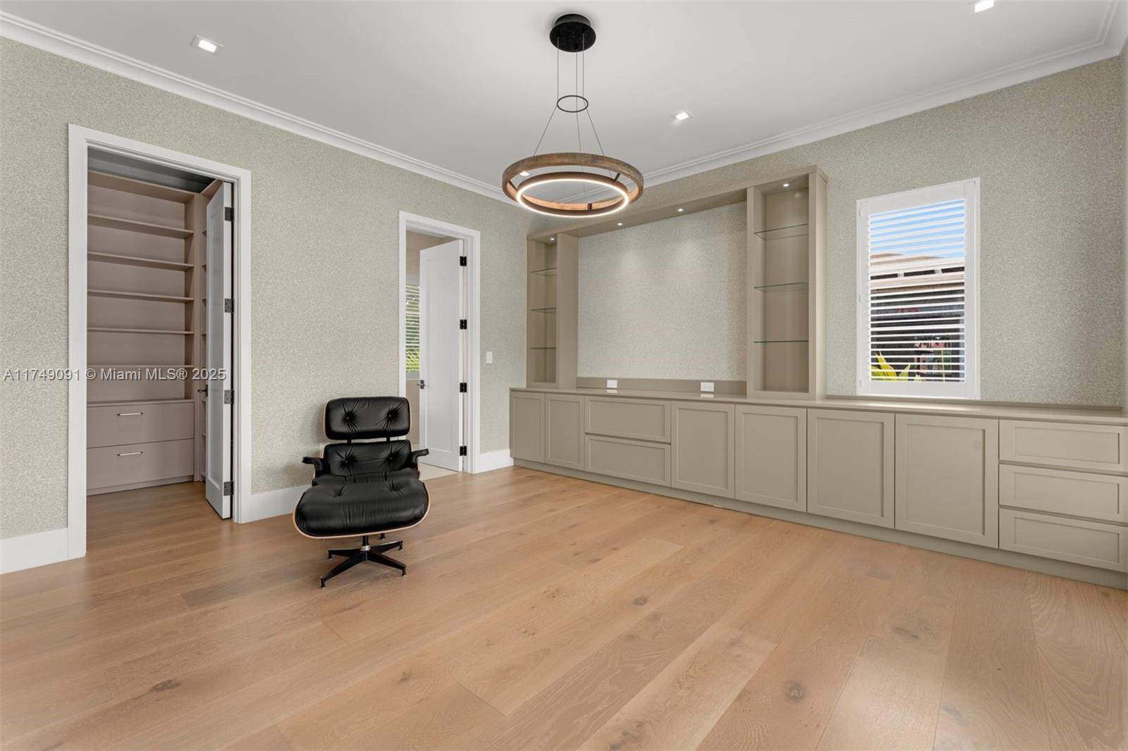 CORAL GABLE COUNTRY CLUB - Residential