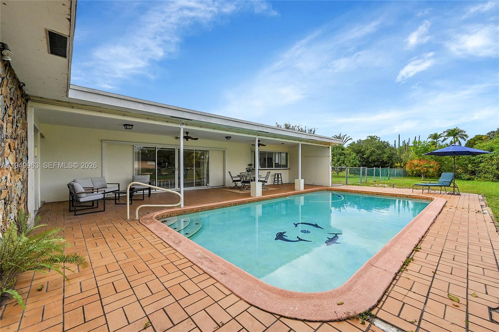 PLANTATION ESTATES SECTIO - Residential