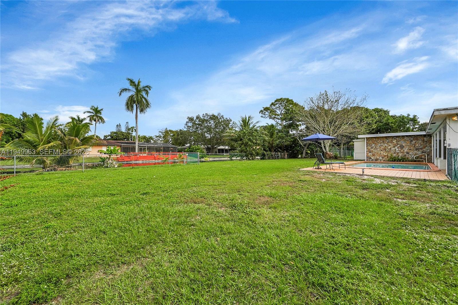 PLANTATION ESTATES SECTIO - Residential