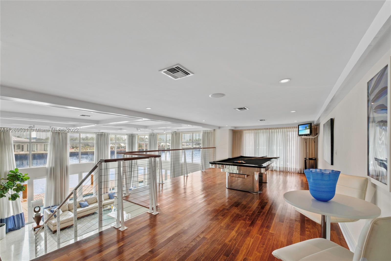 CORAL RIDGE COUNTRY CLUB - Residential