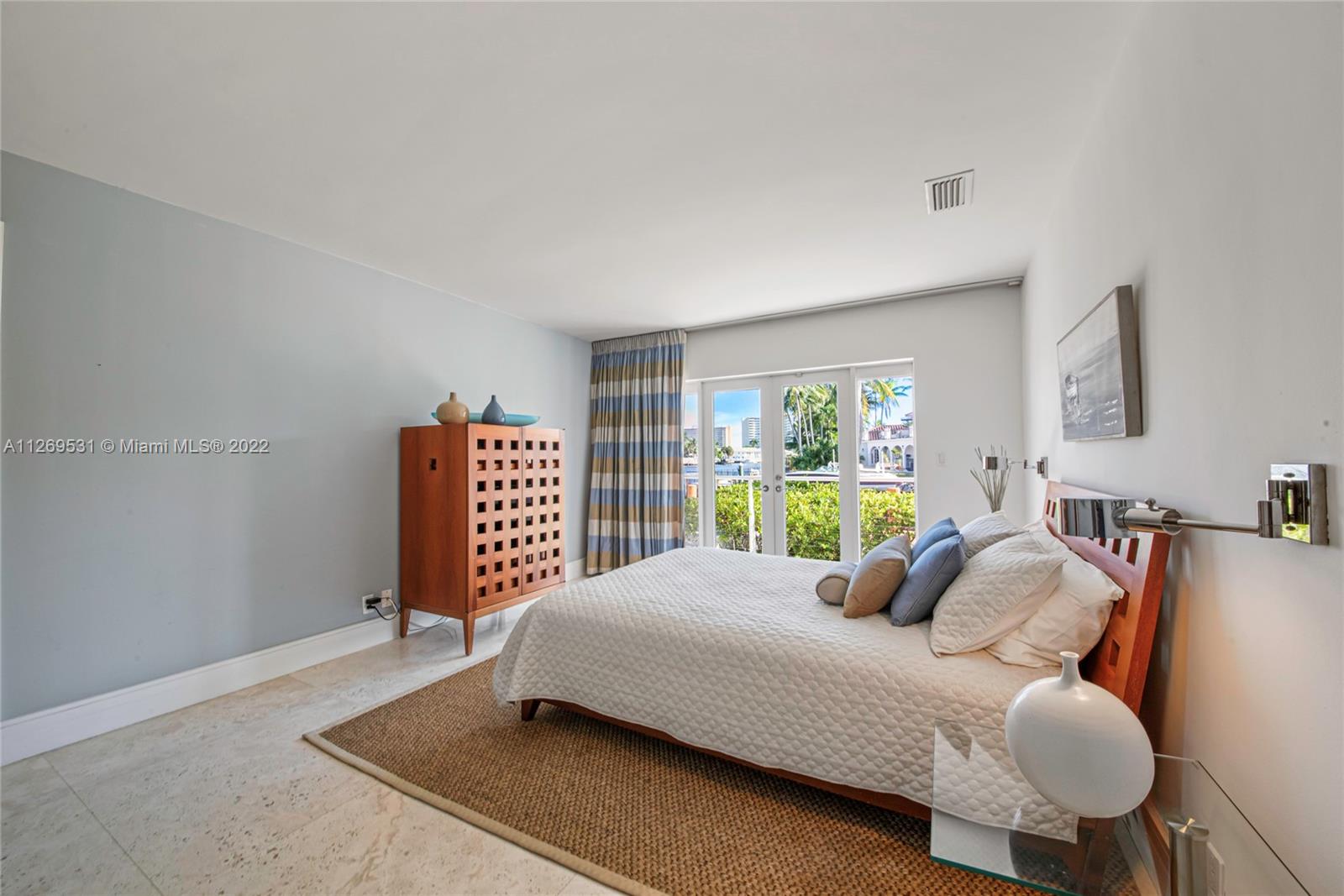 CORAL RIDGE COUNTRY CLUB - Residential