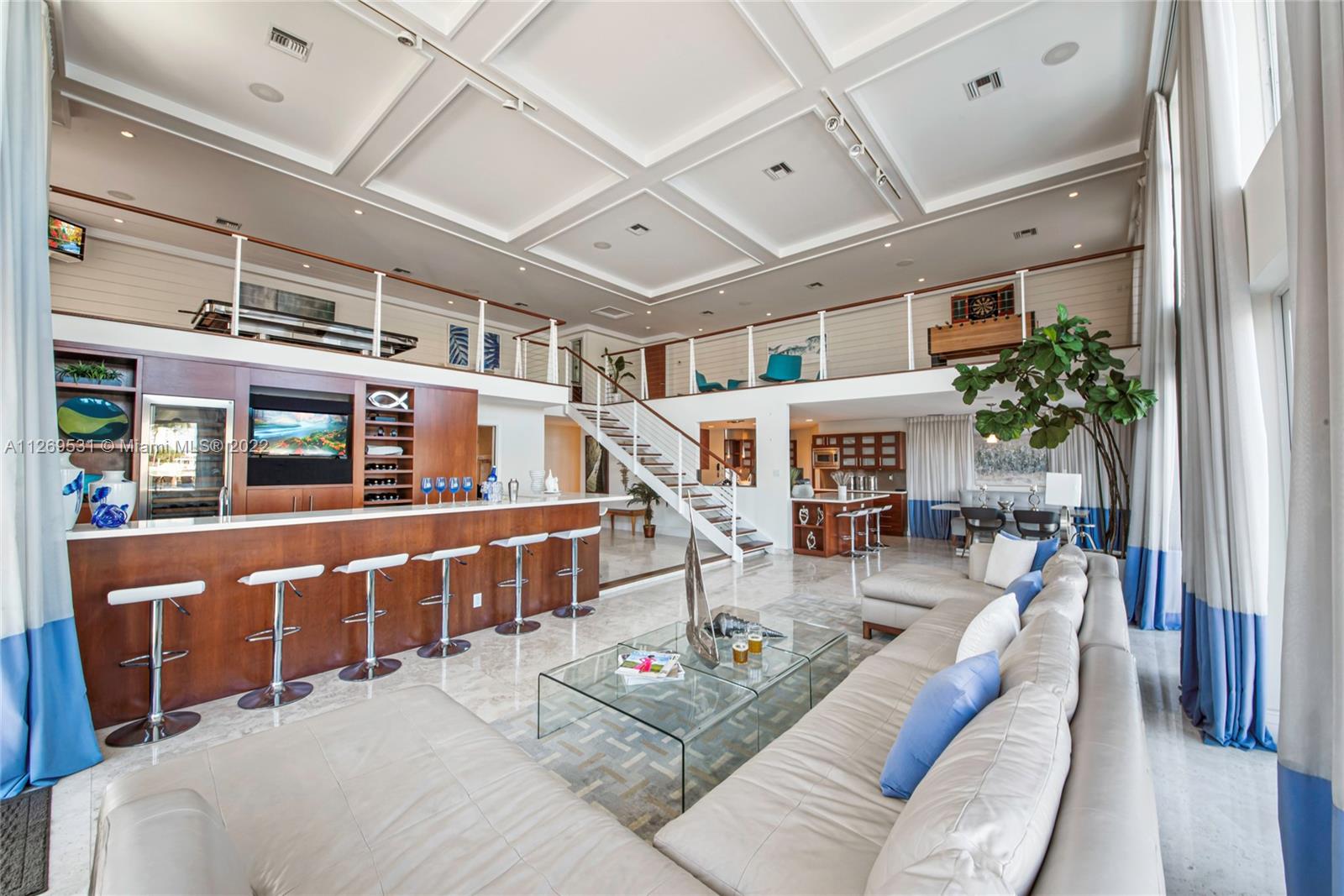 CORAL RIDGE COUNTRY CLUB - Residential