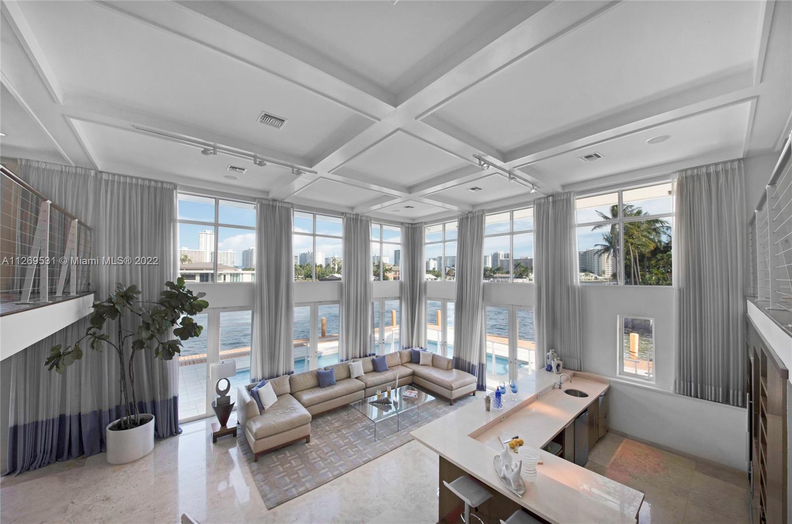 CORAL RIDGE COUNTRY CLUB - Residential