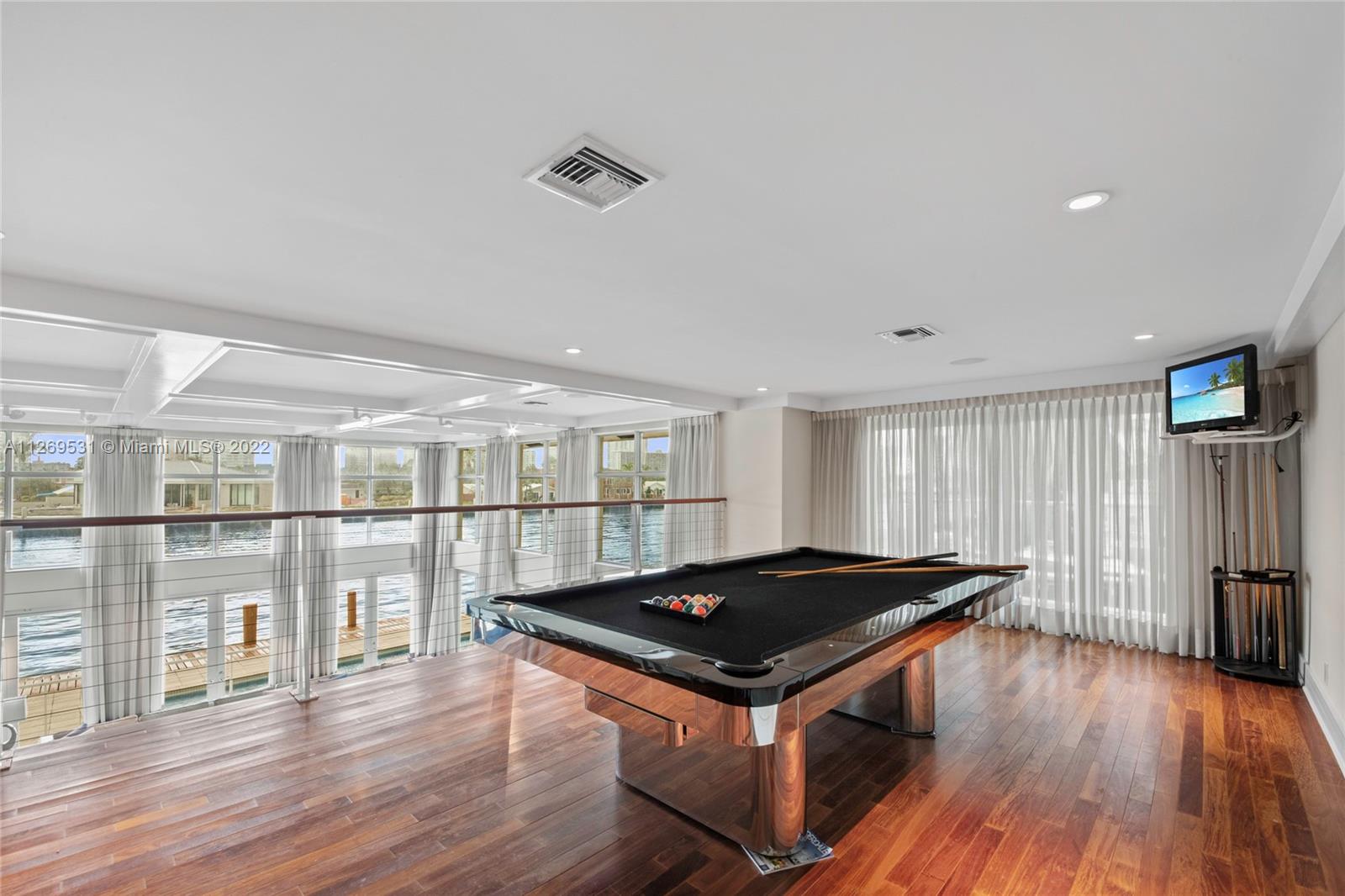 CORAL RIDGE COUNTRY CLUB - Residential