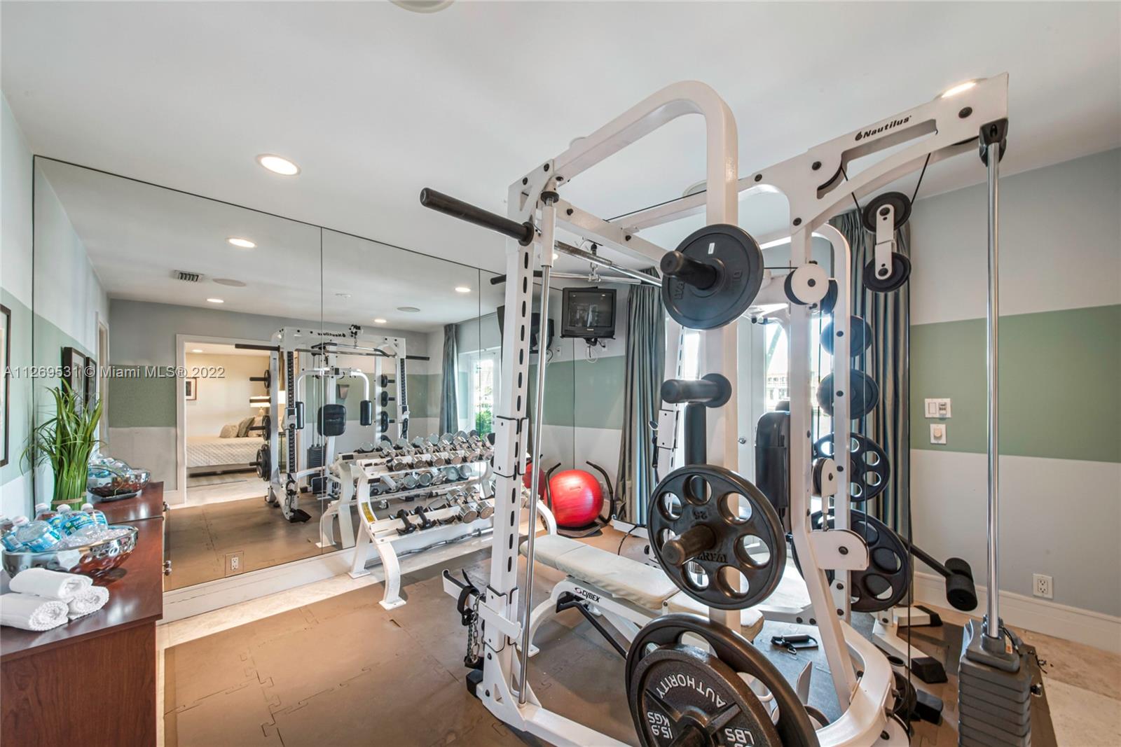 CORAL RIDGE COUNTRY CLUB - Residential