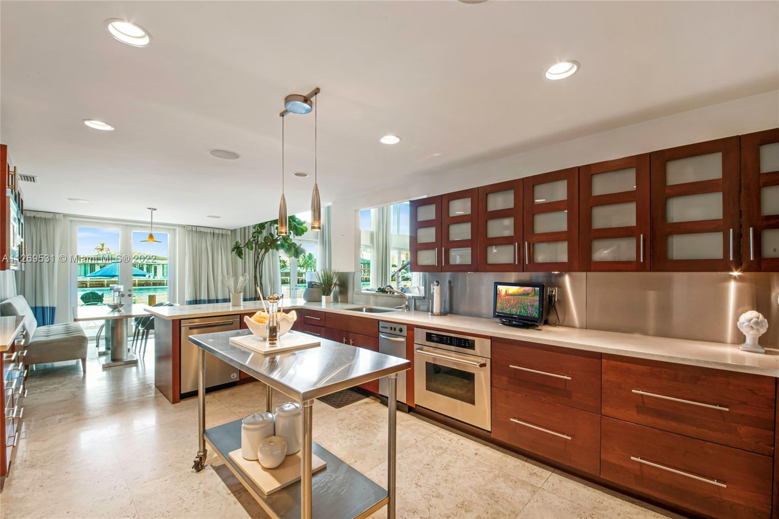 CORAL RIDGE COUNTRY CLUB - Residential