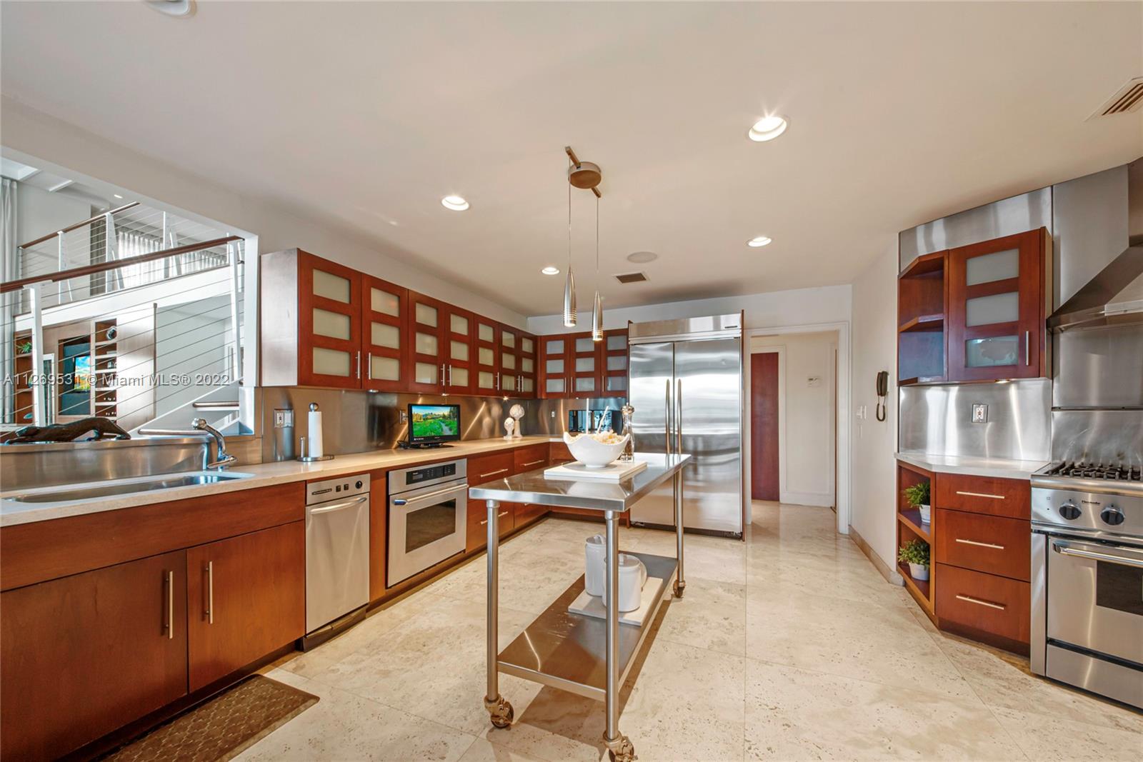 CORAL RIDGE COUNTRY CLUB - Residential